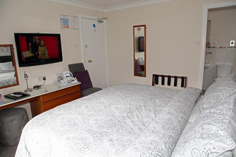 The Hinton Guest House Натсфорд Экстерьер фото