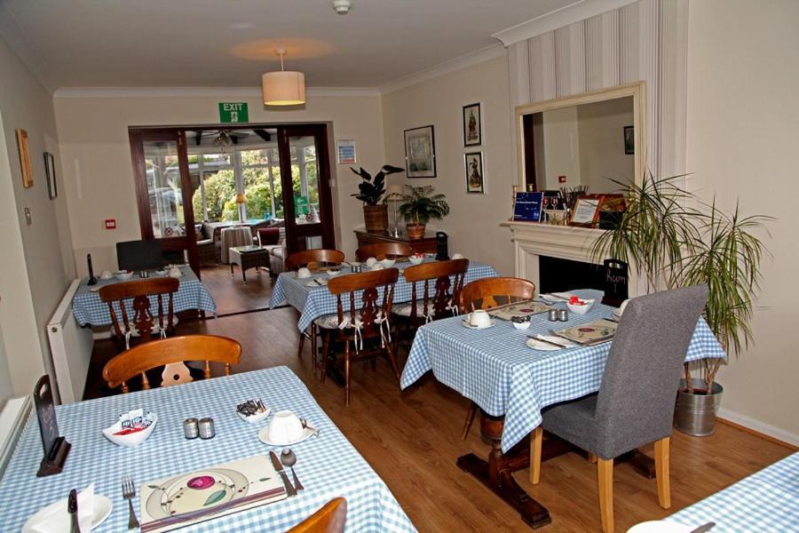 The Hinton Guest House Натсфорд Экстерьер фото