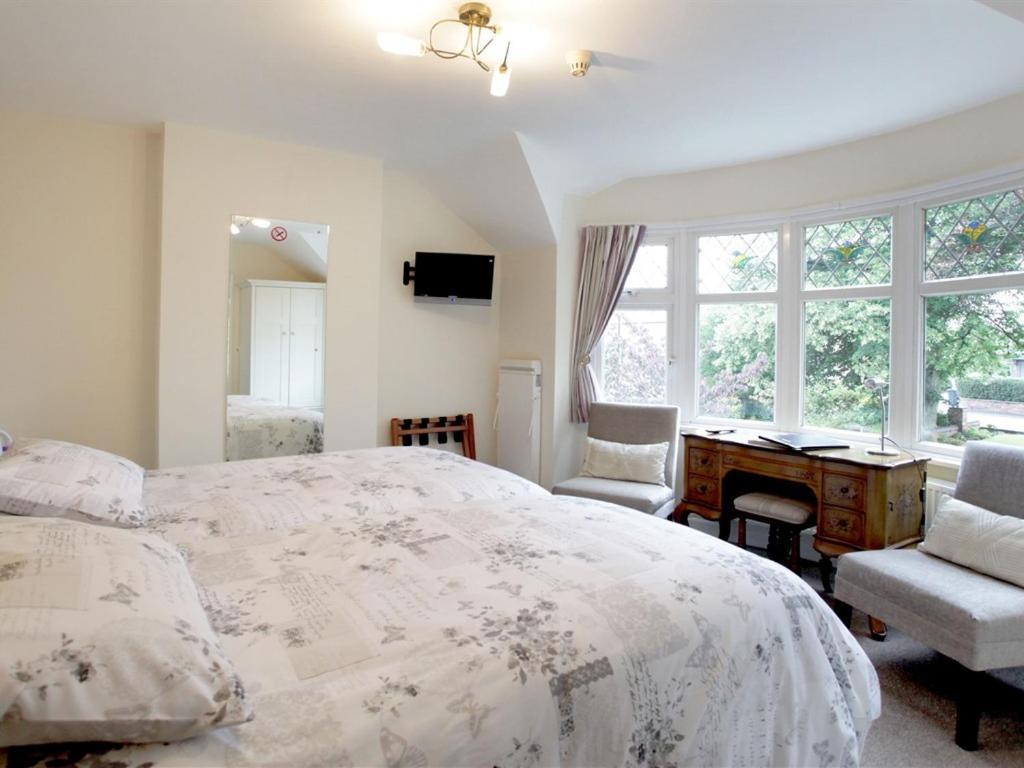 The Hinton Guest House Натсфорд Экстерьер фото